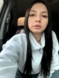 JulliaVegas stripchat stream image