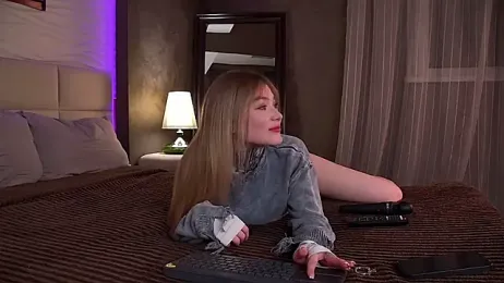 AriWild stripchat stream image