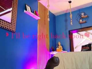 lady-brownn camsoda stream image