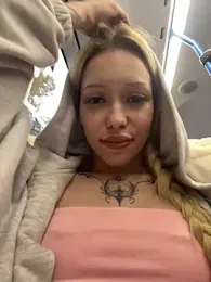 babydolll stripchat stream image