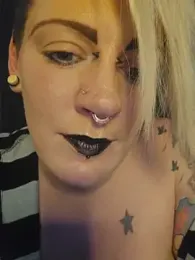 PinkTheHawk stripchat stream image