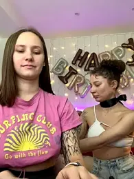 HotCaramellsTV stripchat stream image