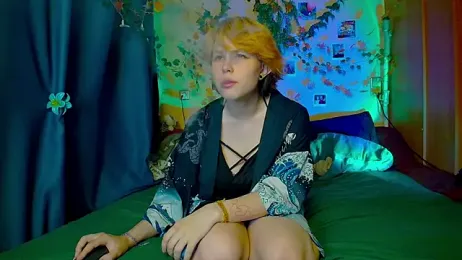 TrickyKitsune stripchat stream image