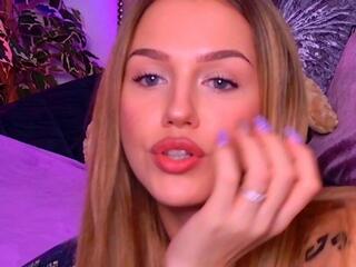 Chantall Reynolds flirt4free stream image