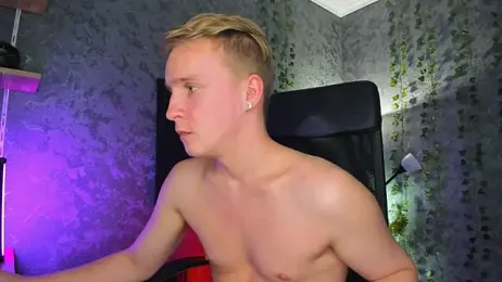 AlexxSweet stripchat stream image