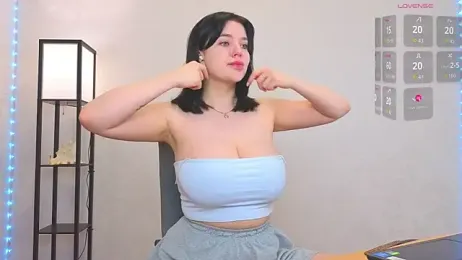 LovlyBambi stripchat stream image