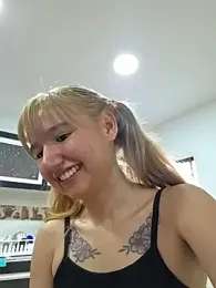 Pinkie_Princes stripchat stream image