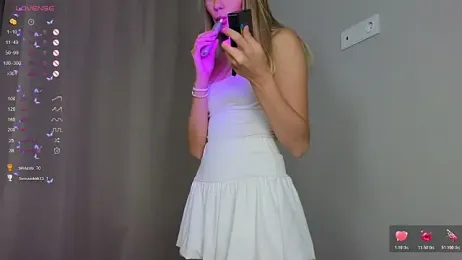 W___ stripchat stream image