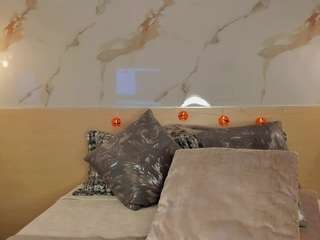 leathompson1 camsoda stream image