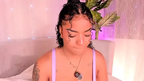 Iris_hott1 stripchat stream image