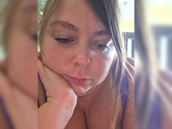 FLUFFY_BEAUTY bongacams stream image