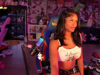 lovenzia camsoda stream image