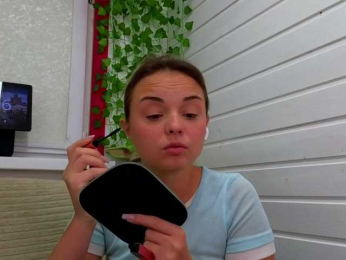 misss-vikki bongacams stream image