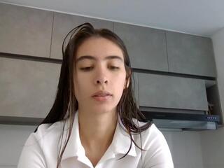 Alma Queen flirt4free stream image