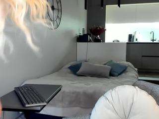 bella-sweeet camsoda stream image