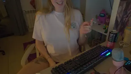 Pinkyladyxxx stripchat stream image