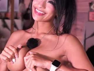 izzywild camsoda stream image