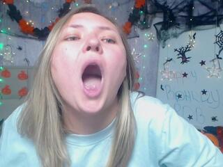 Sally Verda flirt4free stream image