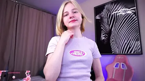 OdelinaFicken stripchat stream image