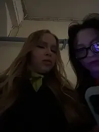 Liza_risky stripchat stream image