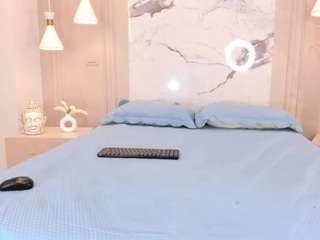 bellagrey camsoda stream image