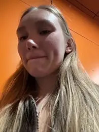 MariaTull stripchat stream image