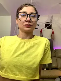 HotCaramellsTV stripchat stream image