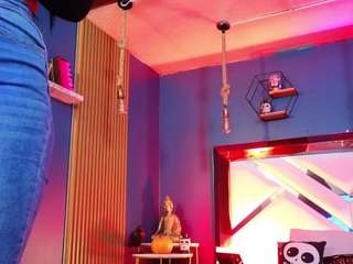 lady-brownn camsoda stream image