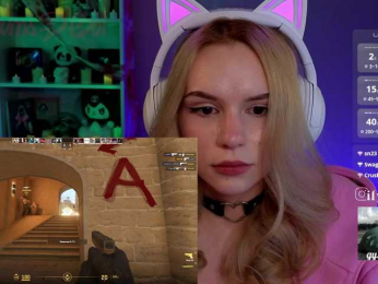 fymryn bongacams stream image