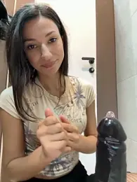 _MiaQueen_ stripchat stream image