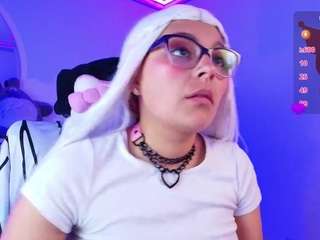 marceliinee camsoda stream image