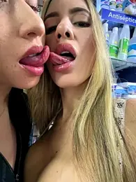 roouse stripchat stream image