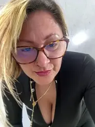 dirty_mistress_69 stripchat stream image