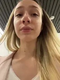 Lia__Love stripchat stream image