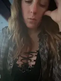 MommmyYummy stripchat stream image