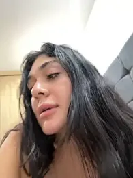 LaanaCooper stripchat stream image