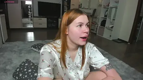 HeatherNextDoor stripchat stream image