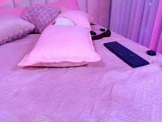 mssbombom camsoda stream image