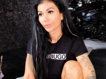 -BABAYAGA- bongacams stream image