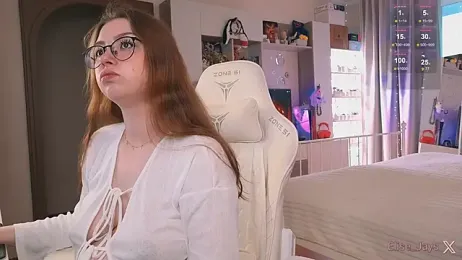 elisejays stripchat stream image