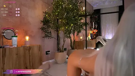 Serene_Sophiex stripchat stream image