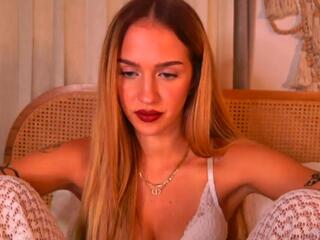 Chantall Reynolds flirt4free stream image