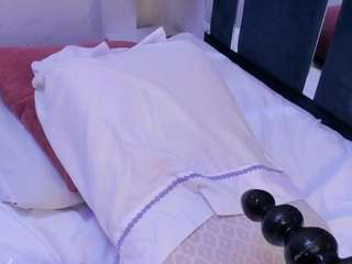 veronicaryan camsoda stream image