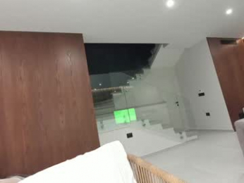 ehotlovea chaturbate stream image