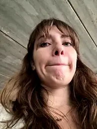 MariiD stripchat stream image