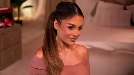 YasmineShaw stripchat stream image