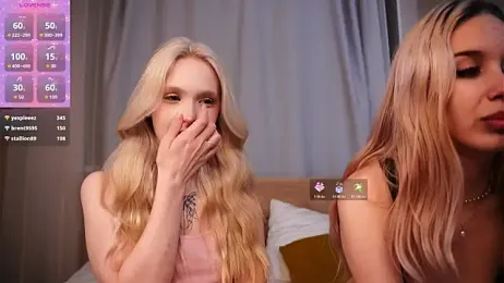 Naughty__Couplles stripchat stream image