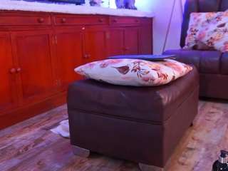 lara-giraldo camsoda stream image