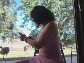 vanandjuani chaturbate stream image