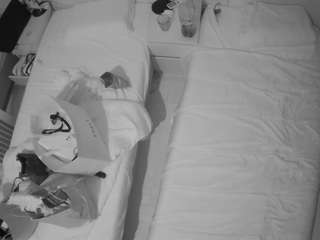 voyeurcam-julmodels-bed-5 camsoda stream image